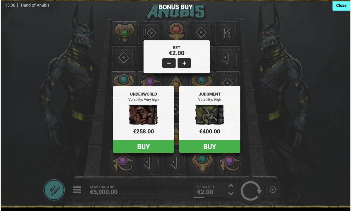 Hand of Anubis Underworld bonus with active reel multipliers and skull symbols